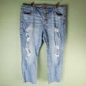 Torrid Womens Crop Boyfriend Jeans Classic Denim Medium Wash Distressed Size 20